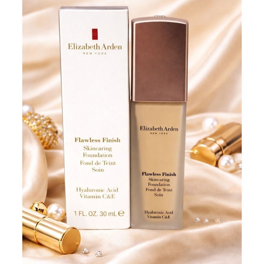 Elizabeth Arden Flawless Finish Foundation 120W Fair Skin Hyluronic Acid C & E
